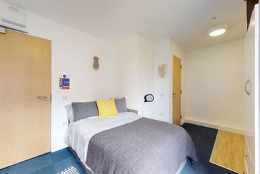 1 bed studio, West Park Place, Haymarket, Edinburgh, EH112EE - Image 4